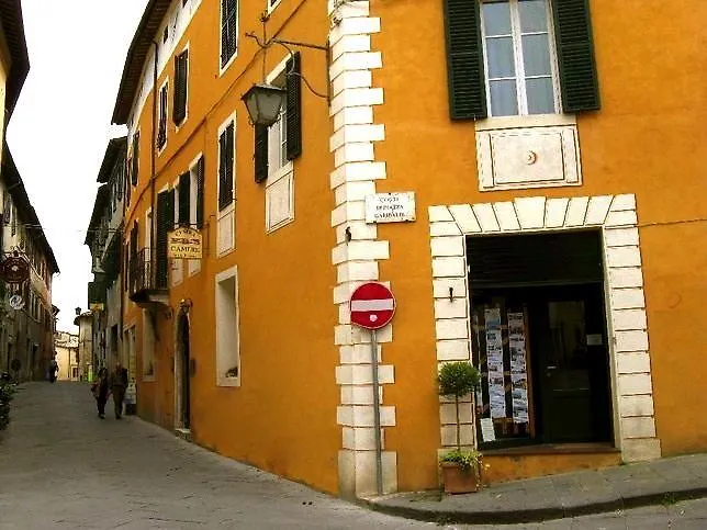 Palazzina Cesira Bed and Breakfast Montalcino 2*,